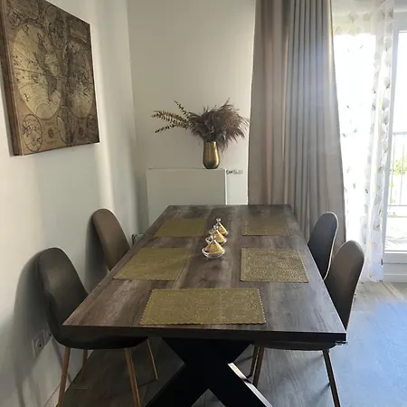 Apartment Fati *